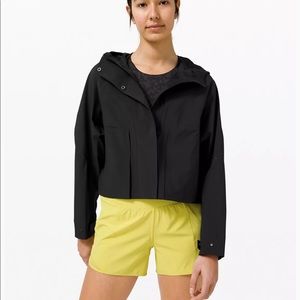 Black lululemon rain jacket NWT